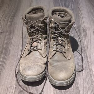 Ugg Brown Lace-Up Boots